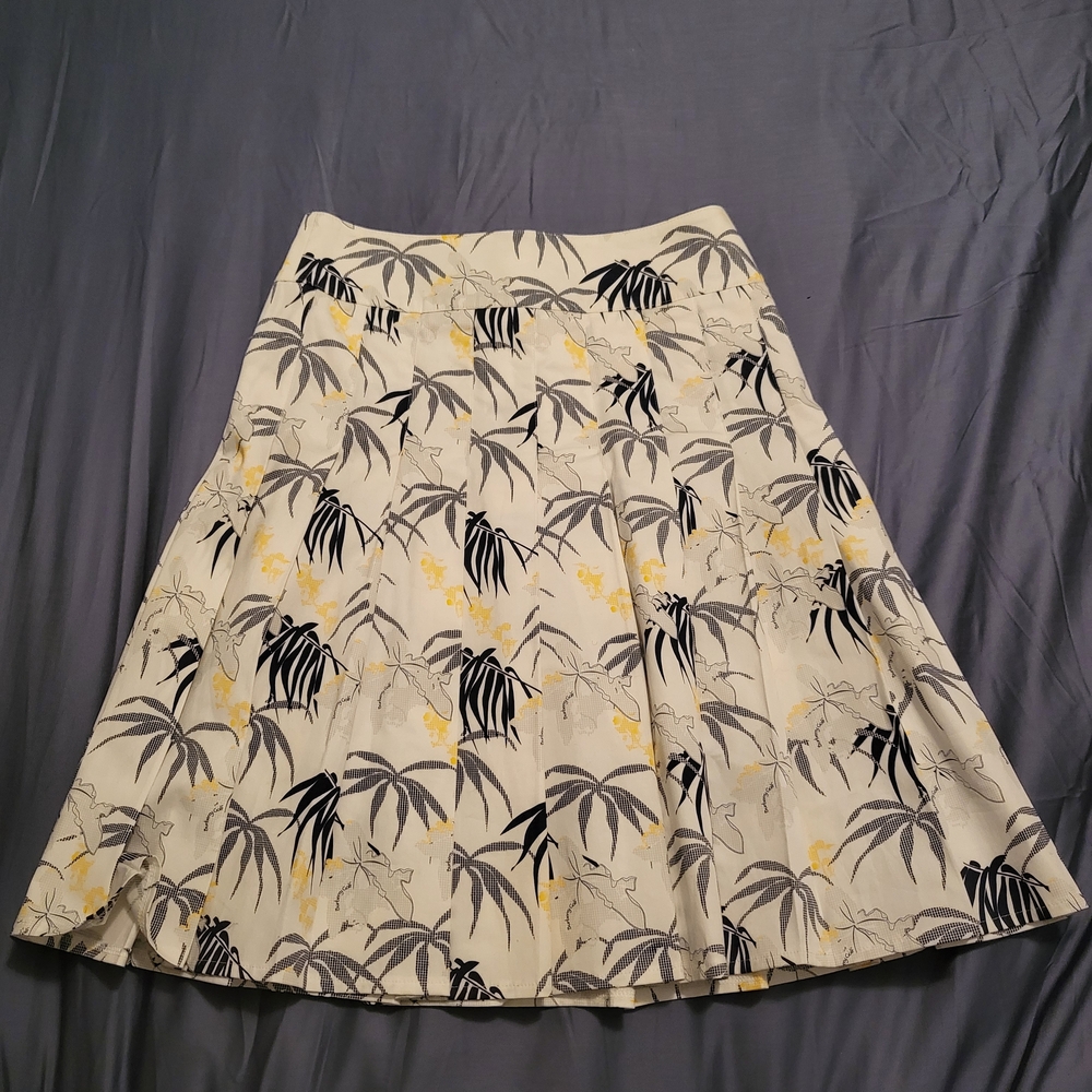 Vintage Burberry Cream A-Line Skirt with Black & Yellow Botanical Print